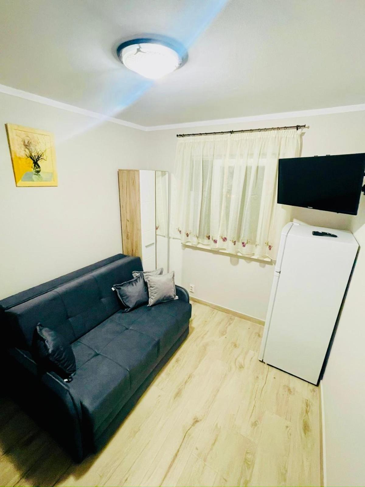 Suite4Rent ยาช ภายนอก รูปภาพ