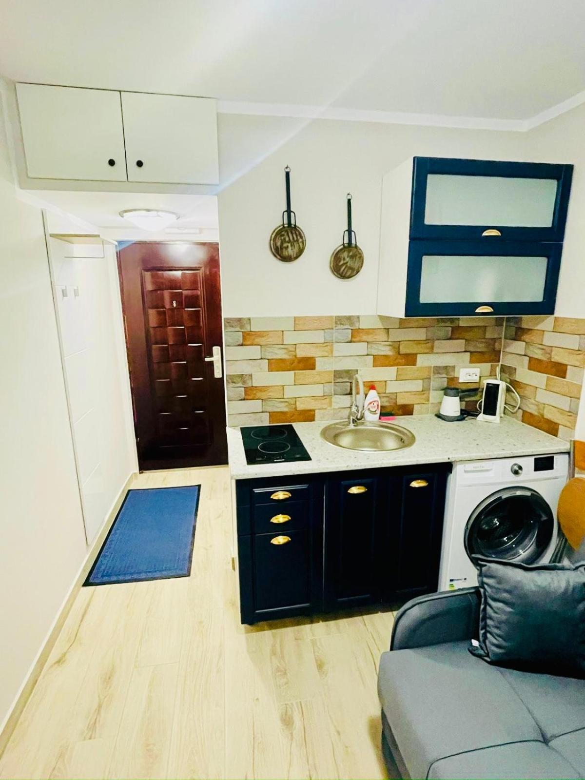Suite4Rent ยาช ภายนอก รูปภาพ